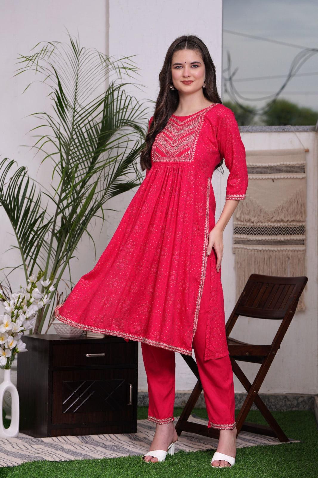 Embroidered Kurta and Pant Set with Dupatta - Image 4