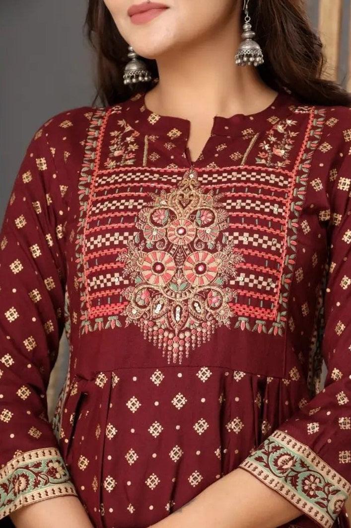 Maroon Handwork Embroidered Kurta And Pant Set With Dupatta - Image 4