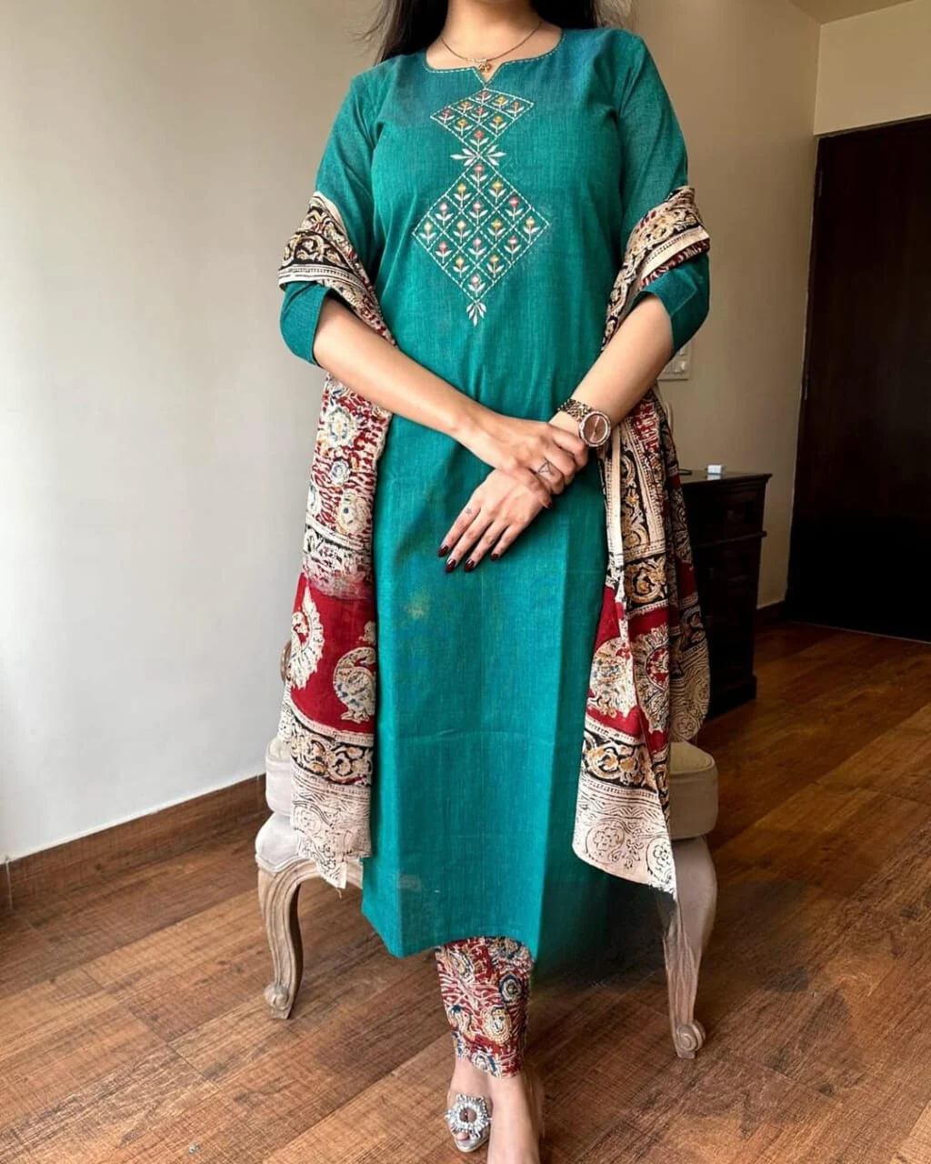 Persian Green Embroidered Handloom Cotton Suit Set with Dupatta - Image 3