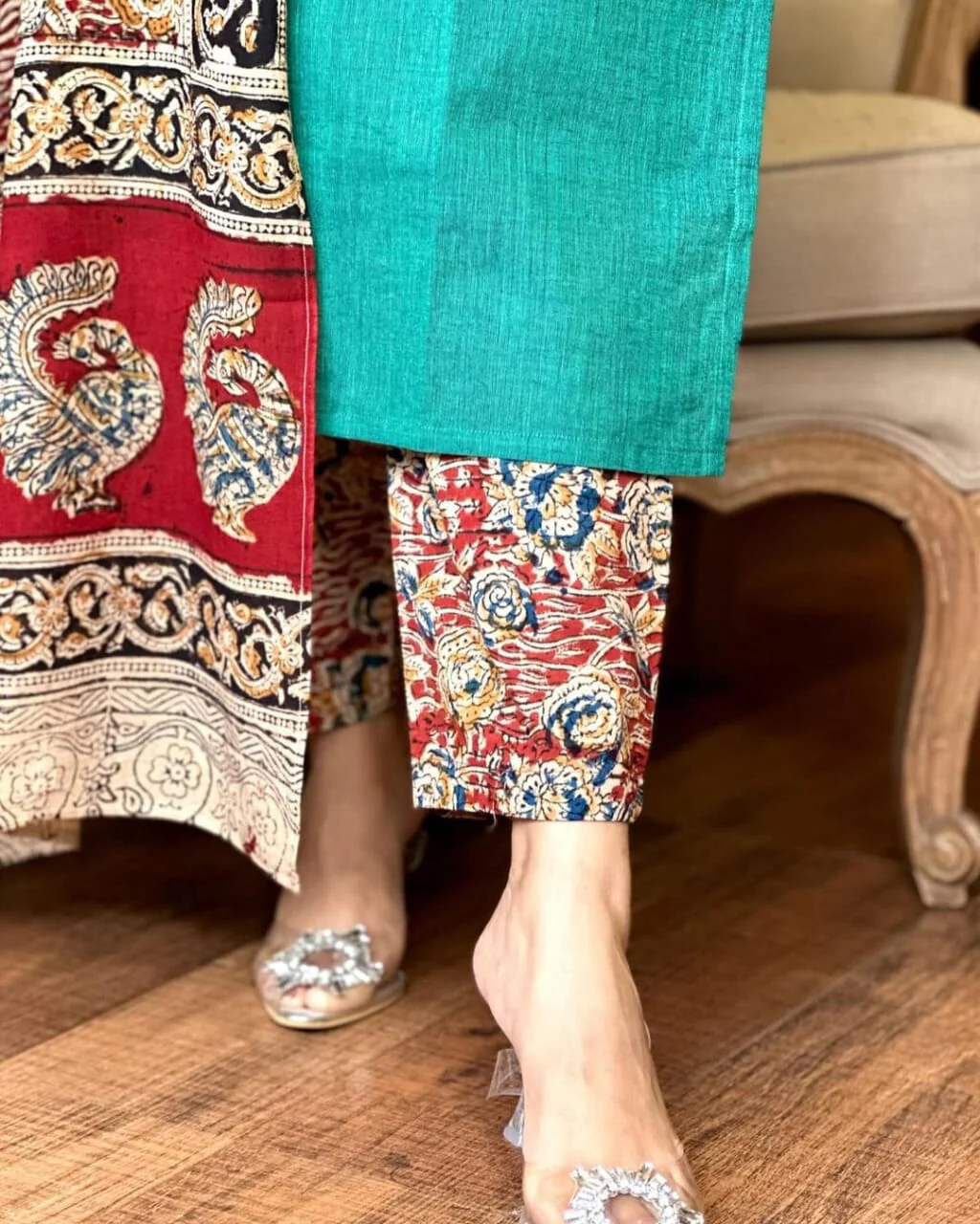Persian Green Embroidered Handloom Cotton Suit Set with Dupatta - Image 6
